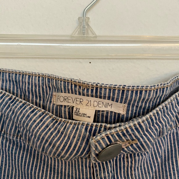 Pinstripe forever 21 shorts - size 31 - Picture 2 of 4